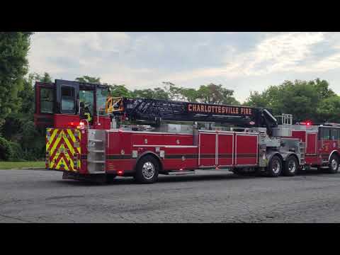 Charlottesville Fire Truck 9 responding 8K video
