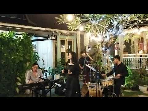 Erik Sondhy And Friends Feat: Evony Arty Finalist Rising Star ( set 1 / Full Video )