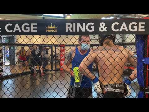 Toffetti Benjamin Vs Leonardo Carbone - 70 kg - MMA classe B Campionati Italiani Unificati Fight1