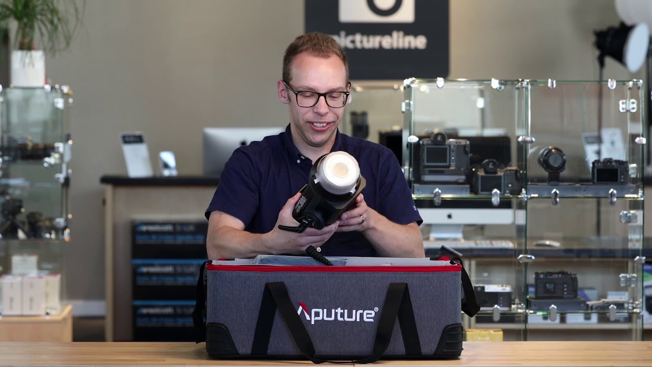 Unboxing the Aputure LS 300x