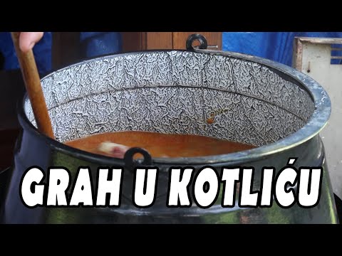 Grah u kotliću s rebarcima i špekom