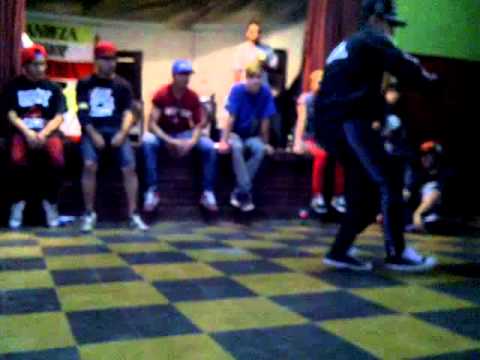 Don Bosco session - Bboy Skid vs Bboy Leitao