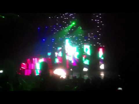 I know the truth live- Pretty lights