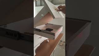 Download lagu Amazing Drawer with double lock mp3