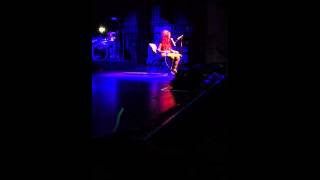 Cyndi Lauper Acoustic Sally&#39;s Pigeons and True Colors - She&#39;s So Unusual Tour 2013