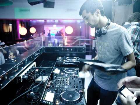 Jeremy Olander - Animal Garden (Original Mix)