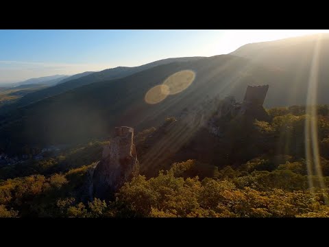 Die drei Ruinen Ulrichsburg, Burg Girsberg und Burg Hohrappoltstein über Ribeauvillé, Frankreich