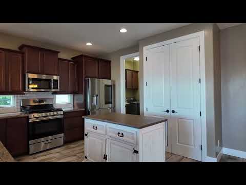 5 bedroom, 3 bathroom Home for rent in Prescott Lakes Astoria gated community property video