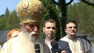 preview picture of video 'Cuvant IPS Pimen - sfintirea picturii Manastirii Putna - 15 august 2010'