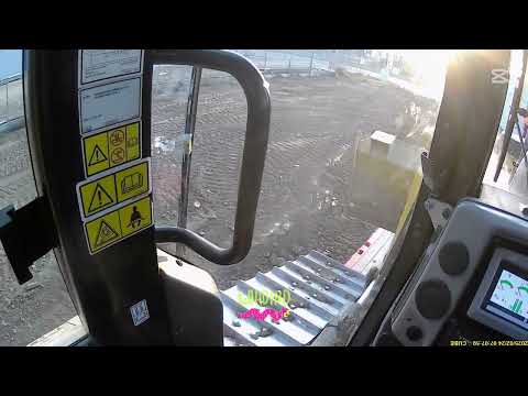 Uploading Cat D9N XL Bulldozer on Trailer Truck | Heavy Equipment Transport