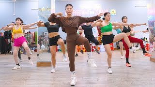Download lagu 18 Minute Dance Workout At Home | Exercise To Lose Weight FAST | Zumba Class mp3 Download lagu 18 Minute Dance Workout At Home | Exercise To Lose Weight FAST | Zumba Class mp3