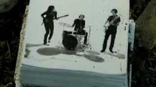 Land Of Talk - Speak To Me Bones