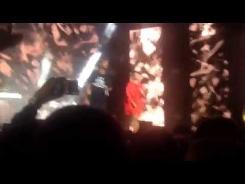 Shaka Loveless - Ud Af Mørket feat. Medina | Live til The Voice 15 |