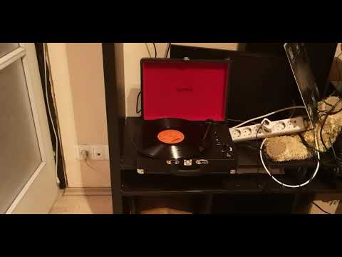 Denver USB-s lemezjátszó működés közben