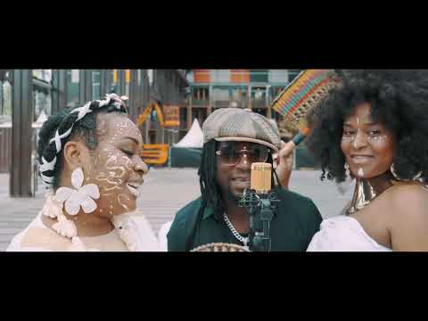 DAME LUNE 🌒 Maât Seigneur Lion