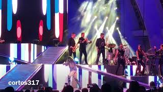 Alejandra Guzmán versus Tour Loca / Toda la mitad