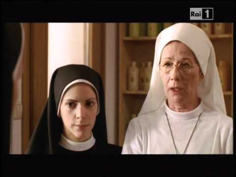 Un Ciclone in Convento -- 6x01 - Arrivi e Partenze 2/3