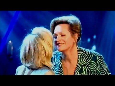 BARBARA DICKSON & ELAINE PAIGE reunited in 2004 - I KNOW HIM SO WELL (#1 SINGLE) CHESS Musical/ABBA