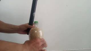 Vídeo de Bomba a Vácuo Manual - Armazenamento de Alimentos em Garrafas PET