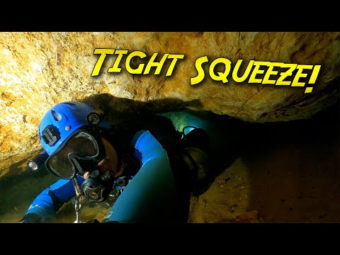 Cave Diving in GATOR HOLE (Very tight squeeze!)