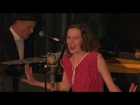 Berliner Vocaphoniker FRIEDRICH HOLLAENDER REVUE - VON KOPF BIS FUSS im Kino Babylon Berlin