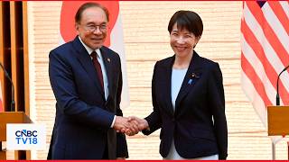 WATCH: Takaichi Rolls Out Guard of Honour for Malaysia's Anwar, His 1st Official Trip to Tokyo |N18G