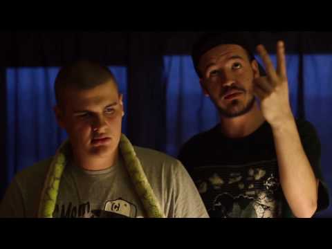 Vladone x Papa Urban - https://www.youtube.com/watch?v=VdQOuBdmLLY (Live)