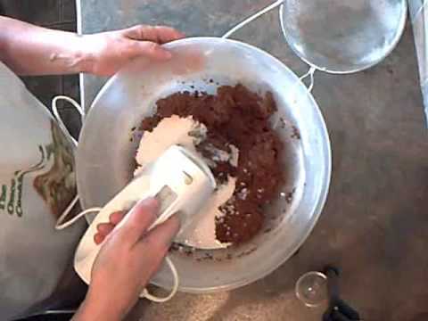 Once a Week Kitchen - How to Make Triple chocolate cake.wmv