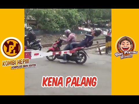 kombi-heppiii-kena-palang