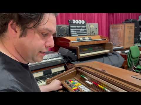 Yamaha C-55 Electone Organ Demonstration - The Specials Ghost Town Clarinet Organ Sound!