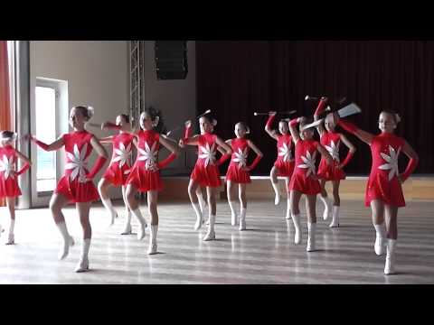 LEXY Kroměříž - defilé - závěrečné vystoupení 17.6.15