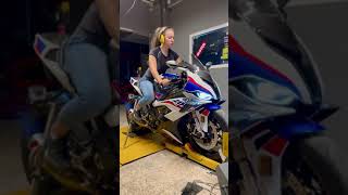 Download lagu BMW S1000RR SPEED TEST | MOST BEAUTIFUL BIKE IN DAYS mp3