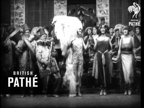 A Second Peep At "Mayfair And Montmartre" At New Oxford Theatre, London (1922)