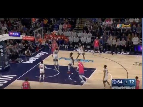 Kyle Kuzma takes a flight to the rim vs Timberwolves