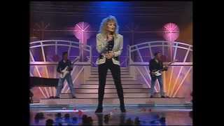 Bonnie Tyler "I'm a Woman and You're a Man"