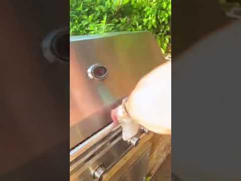 Making steak with coffee and wasabi?! 🤷🏻‍♂️ 🥩 ☕️ #shorts