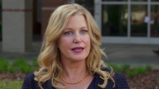 Anna Gunn: SULLY