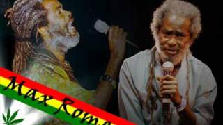  Max Romeo &amp; The Upsetters   Smile Out A Style
