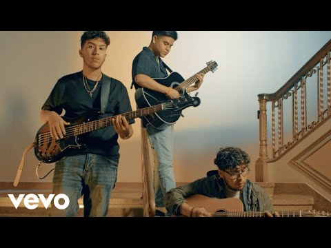Los Aptos - Mi Amor (Official Music Video)
