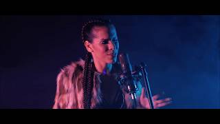 Videoklip: VeronikaS - Butterflies s textom piesne Videoklip VeronikaS - Butterflies s textom piesne