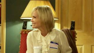 Kristin Chenoweth singing a few lines of Taylor The Latte Boy