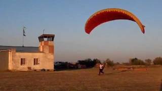 preview picture of video 'Paramotor en El Busto'