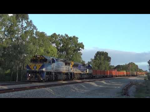 VL361 and CM3307 on 1351 freight Hazelmere