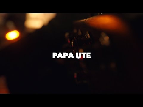 Wohnzimmerbühne #6 - PAPA UTE