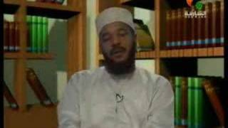 Praise be to Allah
 
Firstly: 
Imam Ahmad (17803) narrated that al-Bara’ ibn ‘Aazib (may Allah be pl...