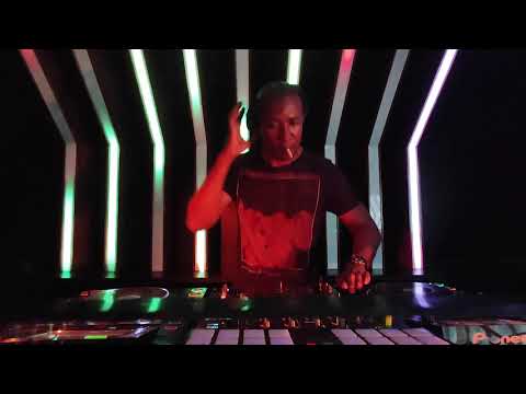 DJ Murphy Live Stream at D.edge