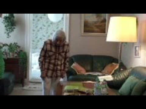 +4:3 Woman finally talks about being Hitler's food taster, her war experience