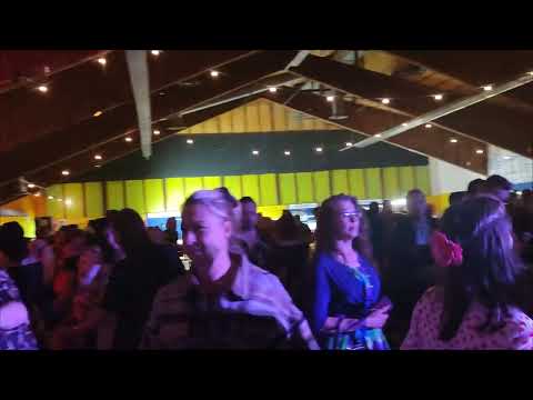 Ramblin' Ellie & The Bashtones - Blue Tattoo