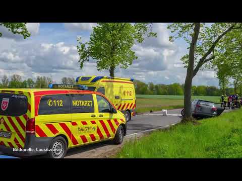 Hoske/Wittichenau: Gegen Baum geprallt- LAUSITZWELLE