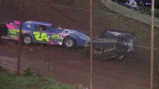 preview picture of video 'Rome Speedway Wrecks & Spins 5/25/14'